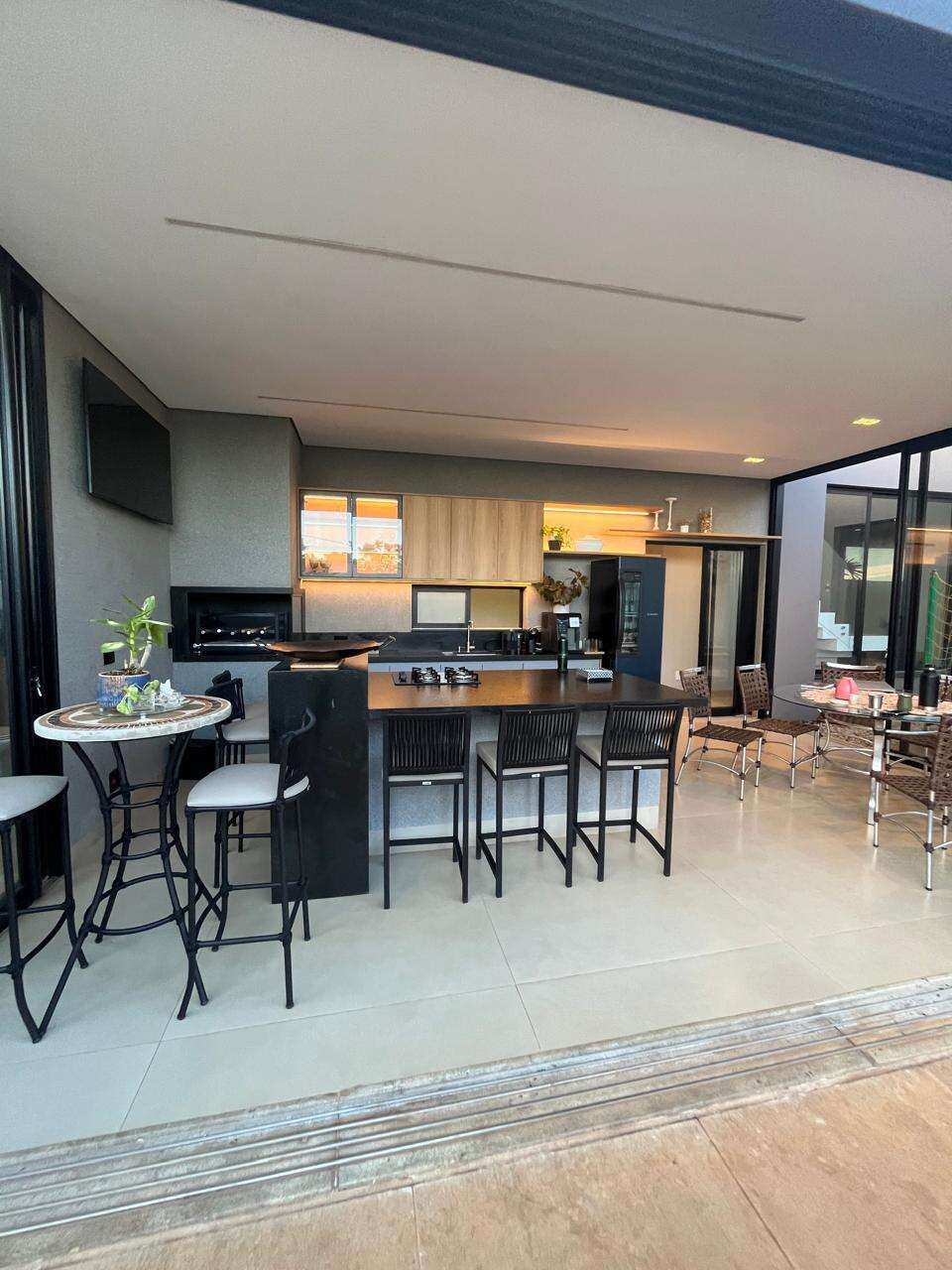 Casa de condomínio à venda com 3 quartos - ,